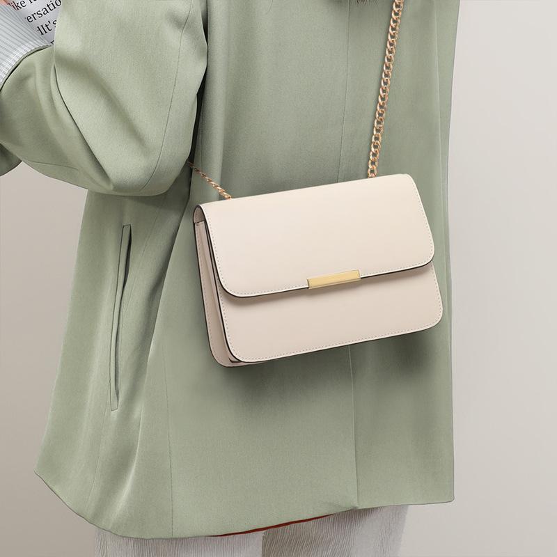 Сумки Женские сумки Осень и зима новые сумки-мессенджеры на цепочке Сумки-мессенджеры из коровьей кожи Сумки подмышку Сумки на плечо Универсальные маленькие квадратные сумки